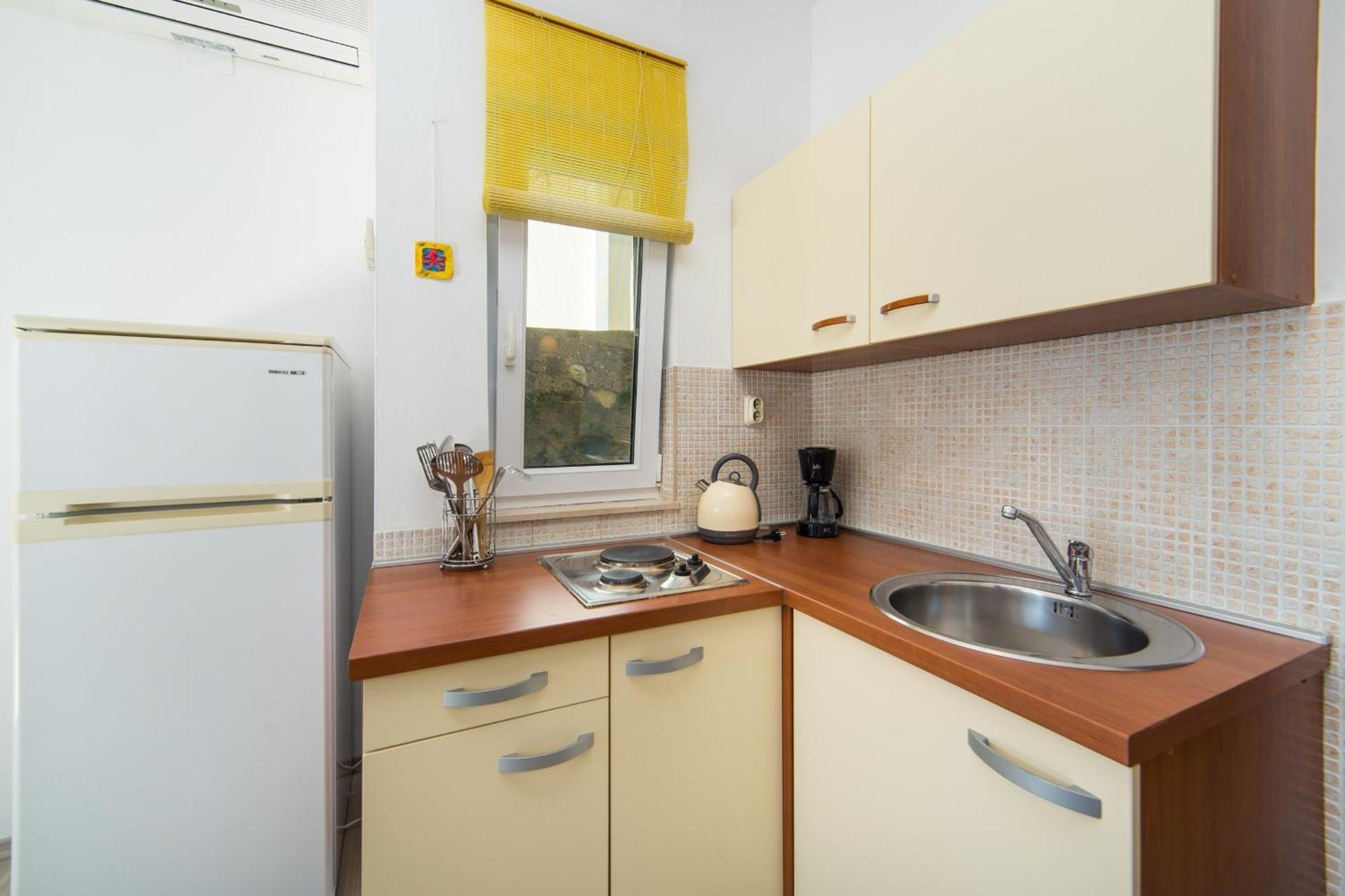 Apartments By The Sea Brist, Makarska - 11078 Room photo